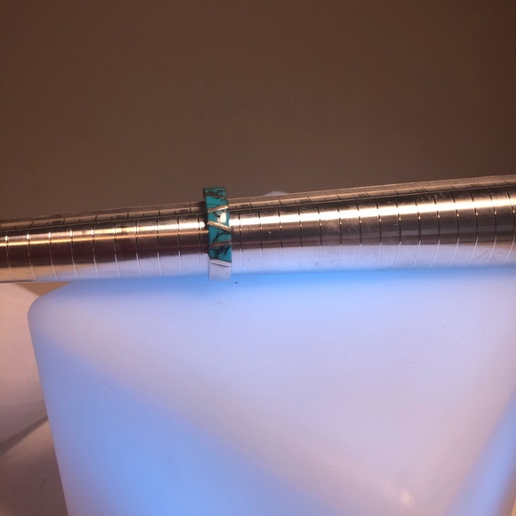 Silver ring - size 8 - Picture 3 of 8